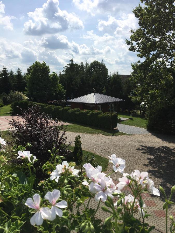 Mala Wenecja - Pokoje Goscinne Nowe Worowo Exterior foto