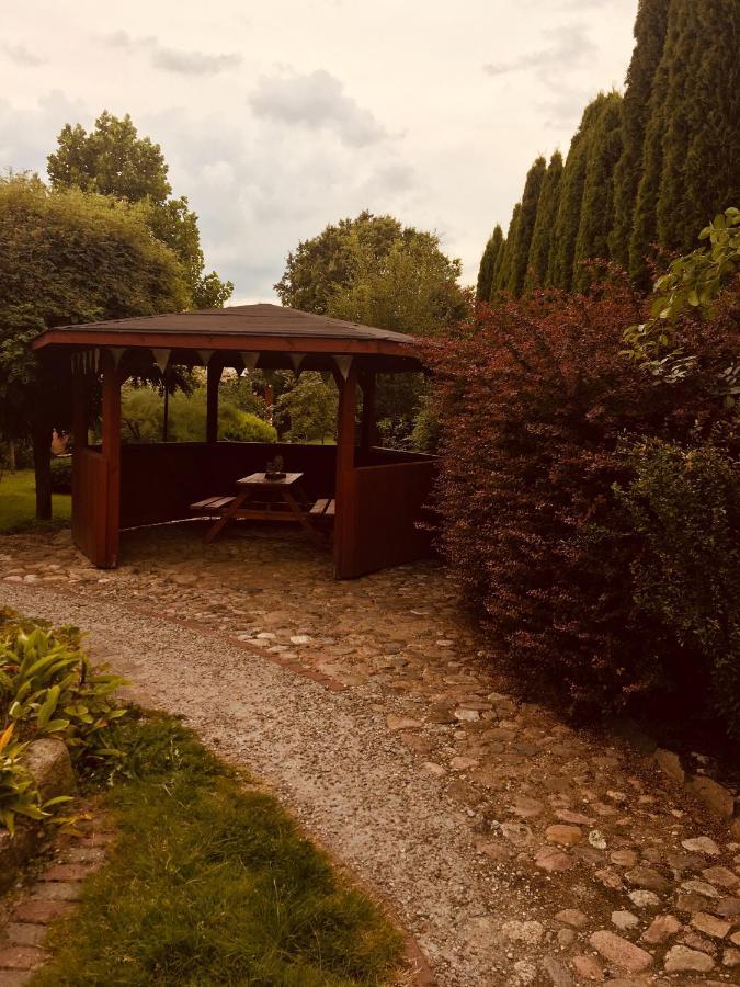 Mala Wenecja - Pokoje Goscinne Nowe Worowo Exterior foto